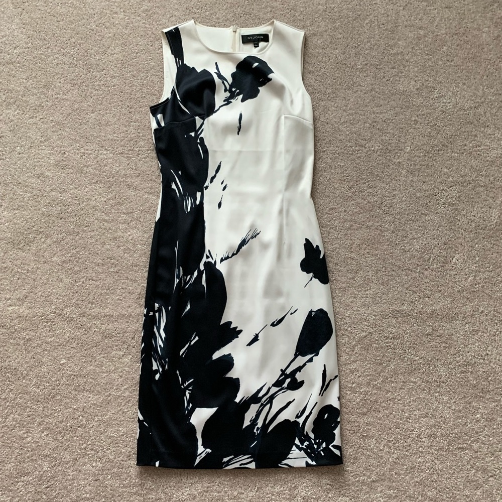 St John Black and White Dress Size 2